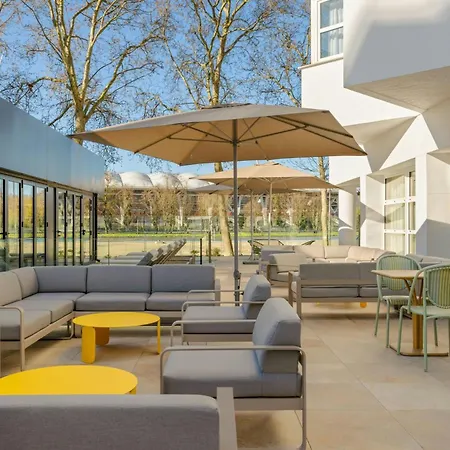 Four Points by Sheraton Reims Cathédrale-3
